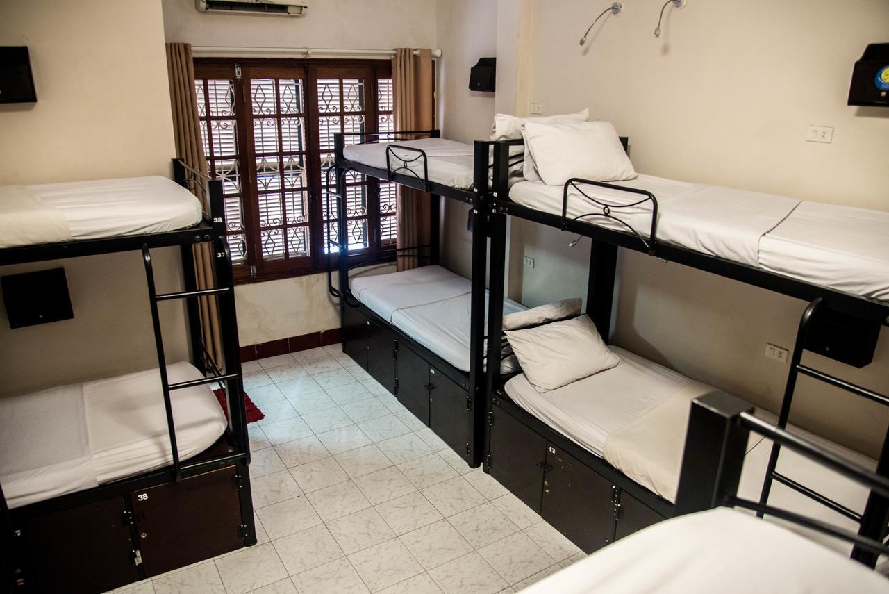Vietnam Backpacker Hostels - Original ハノイ市 エクステリア 写真